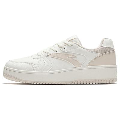 Încălțăminte pentru femei – Adidaşi