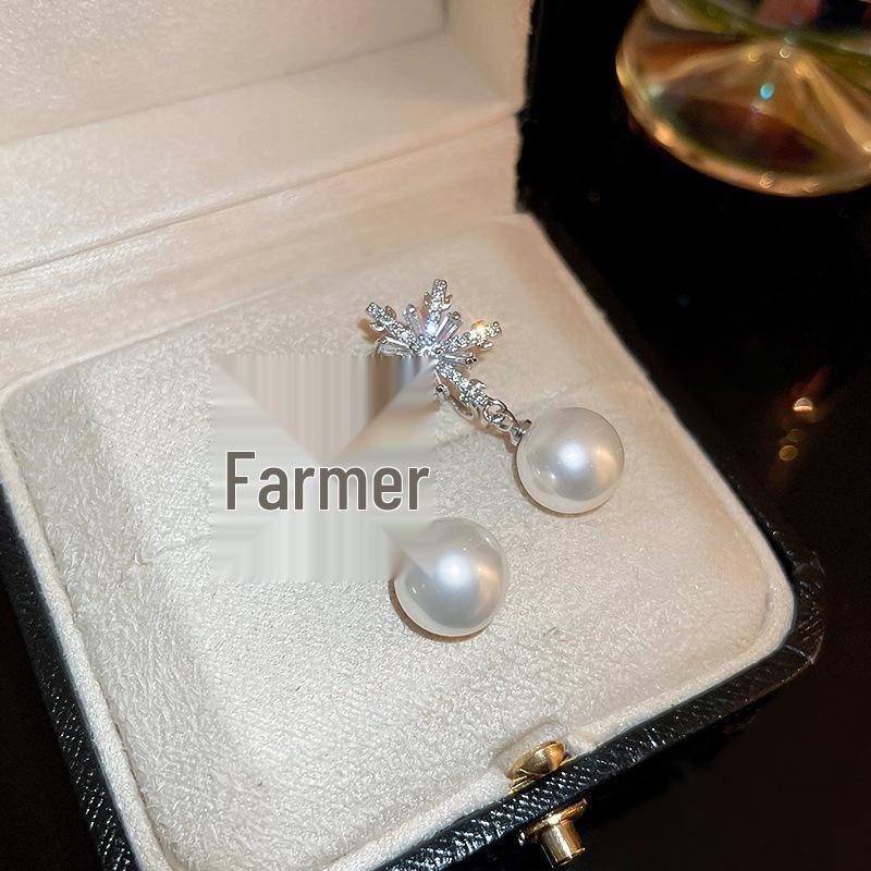 Boucles d'oreilles puces fleur perle rétro françaises haut de gamme - Élégantes, polyvalentes et à la mode pour femmes