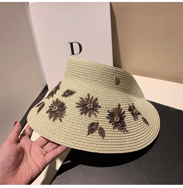 Beach Straw Woven Sunshade Hat Rhinestone Embroidered Sun Hat Fashionable Leisure Vacation Foldable Women's Empty Top Hat