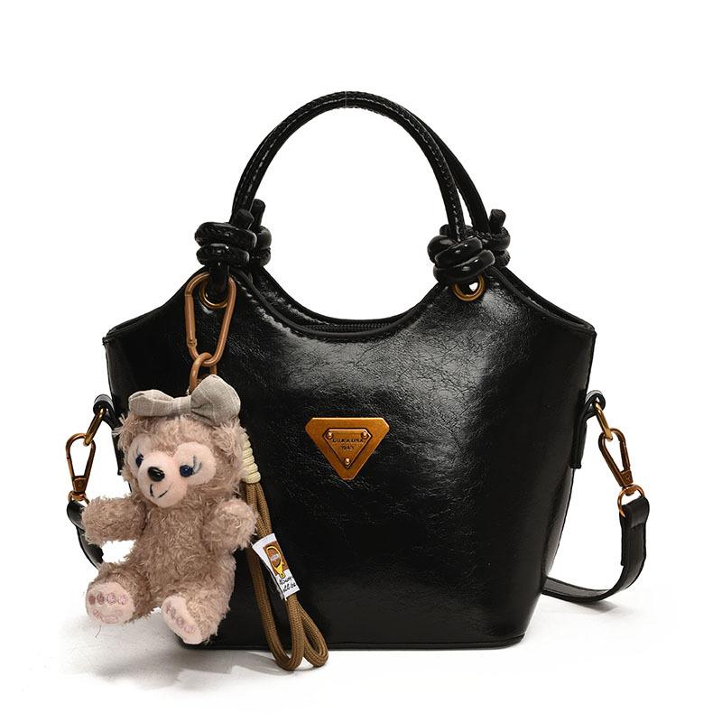 Popular New Products, Niche Fashionable Simple Temperament, Portable Bucket Bag, Korean Version of Casual Commuting Versatile Messenger Bag, Women