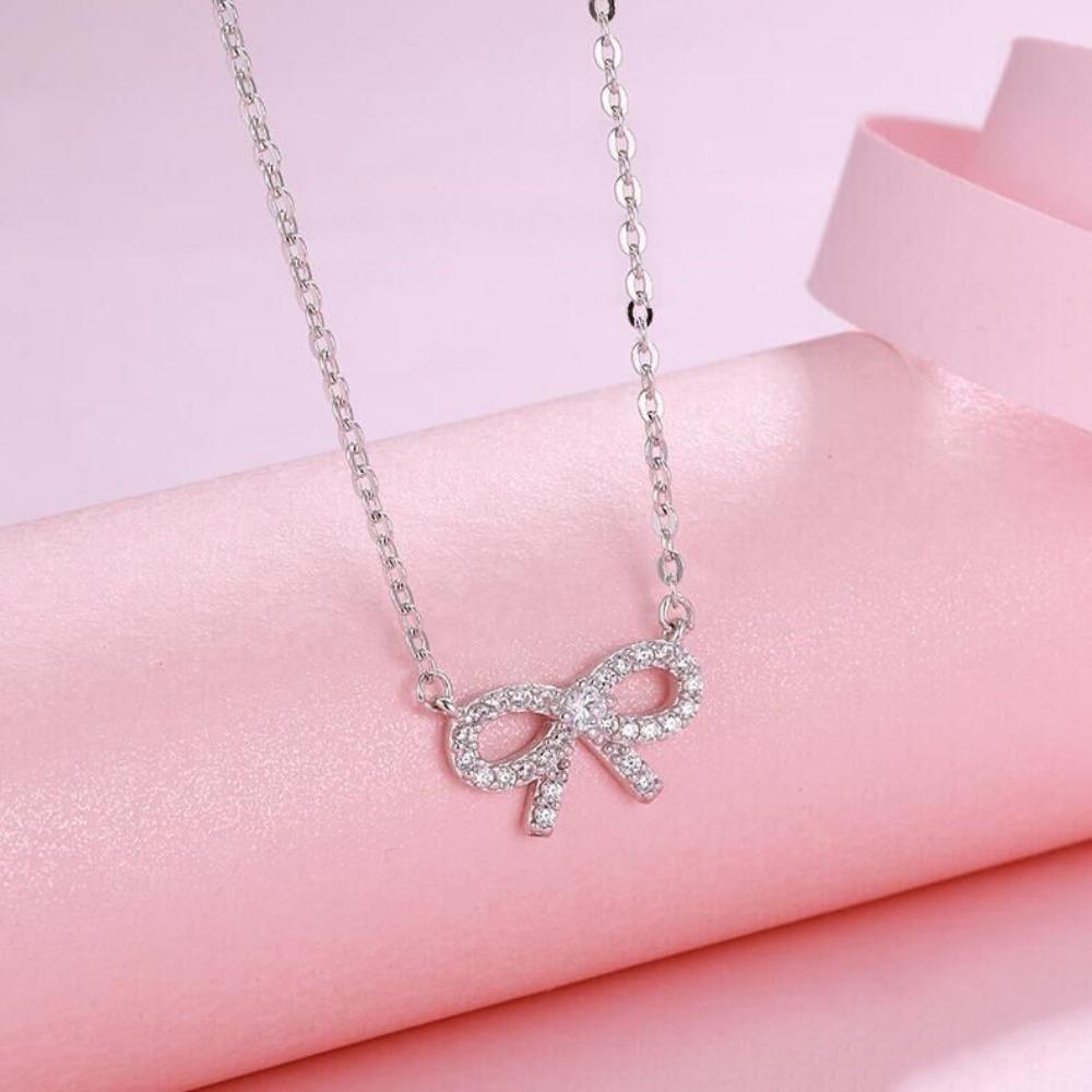 Fashionable New Necklace Bow Diamond Pendant Versatile Jewelry