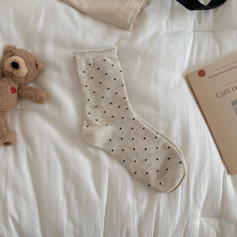 

Women s Polka Dot Mid-Calf Socks - Spring to Autumn, Trendy Korean Style, Thin Sports Design with Rolled Edge. One Size Bare Socks