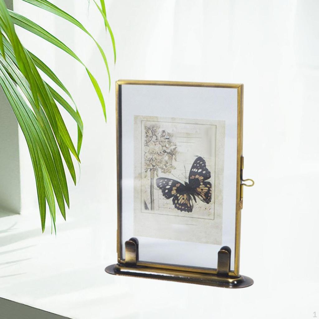 Artistic Glass Frame with Dried Flowers for Living