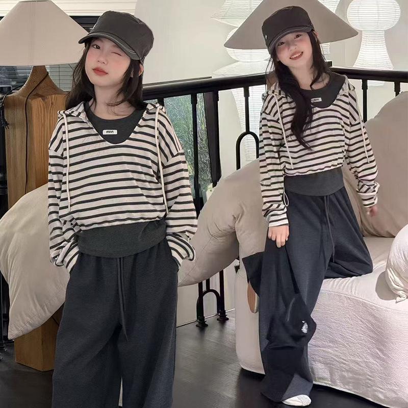 Autumn 2026 Girls' Striped Hoodie & Pants Three-Piece Set for Medium & Large Kids - Casual Spring/Autumn Wear