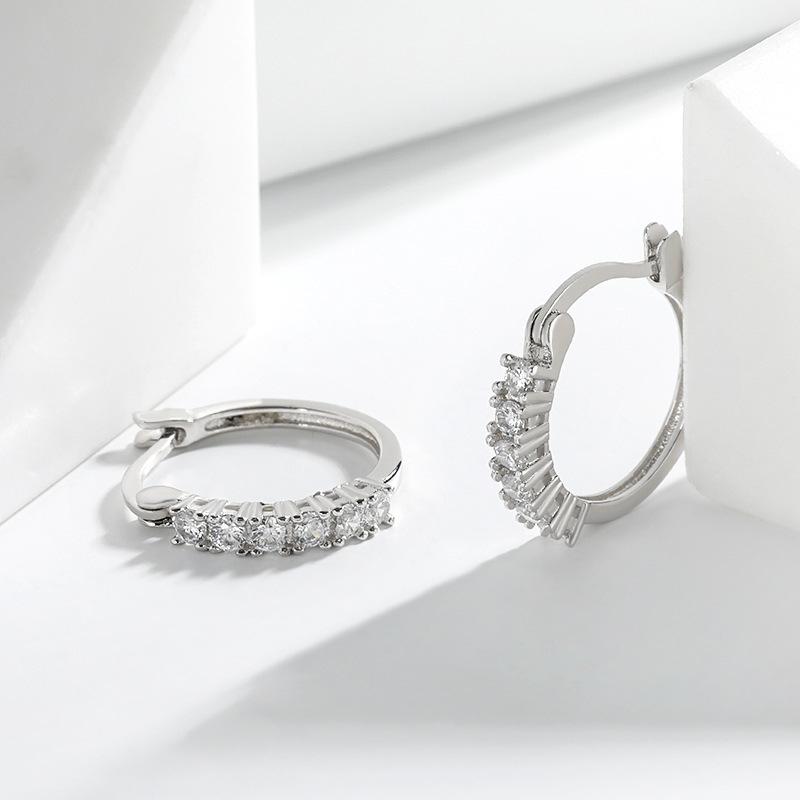 Niche Diamond Ear Buckle, Simple and Versatile Temperament Earrings, Colorful Sapphire Earrings