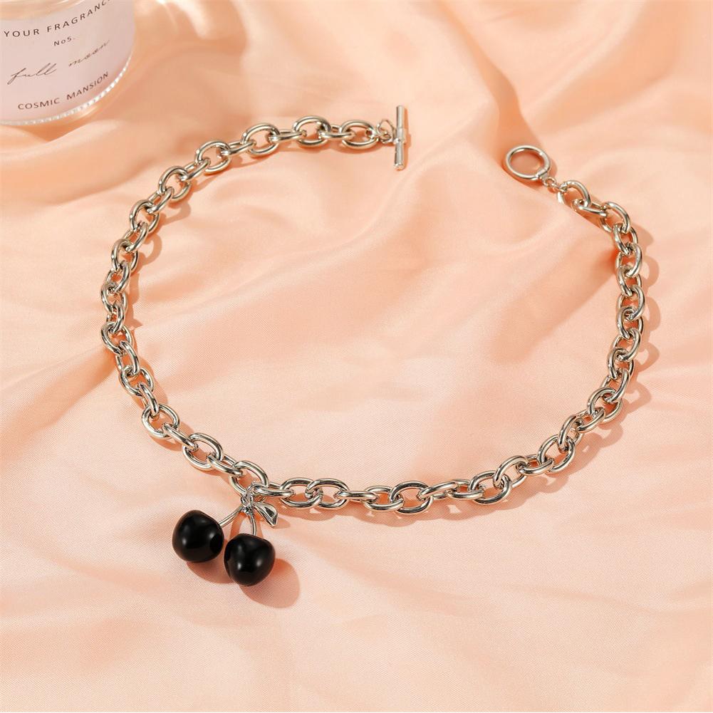 Women's Necklace Black Cherry Pendant Coarse Chain Clavicle Necklace