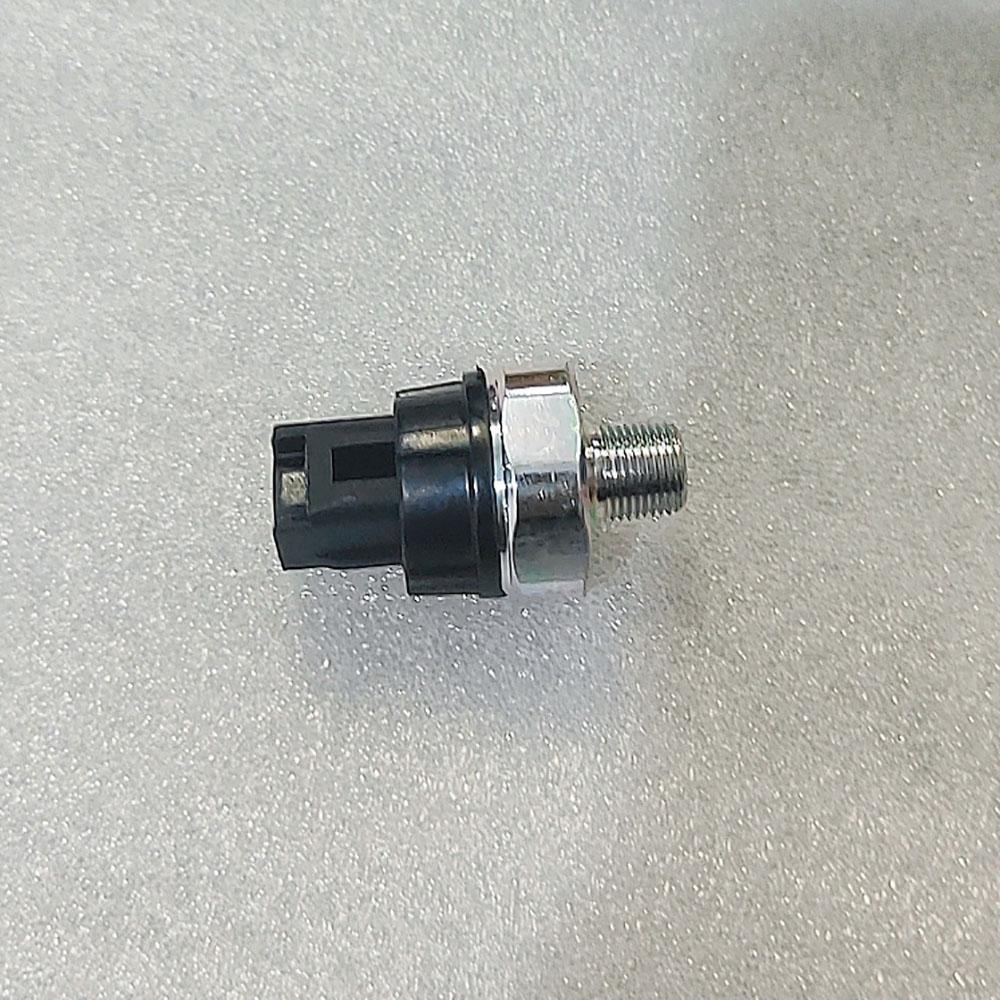 New Car Oil Pressure Sensor 25240-AA060 for Subaru Impreza Forester Legacy Outback