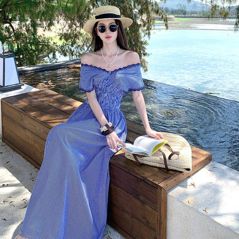 Korean Fashion High-Waisted A-Line Maxi Dress Summer V-Neck Sleeveless Lace-Panel Checkered Elegant Long Dress for Women