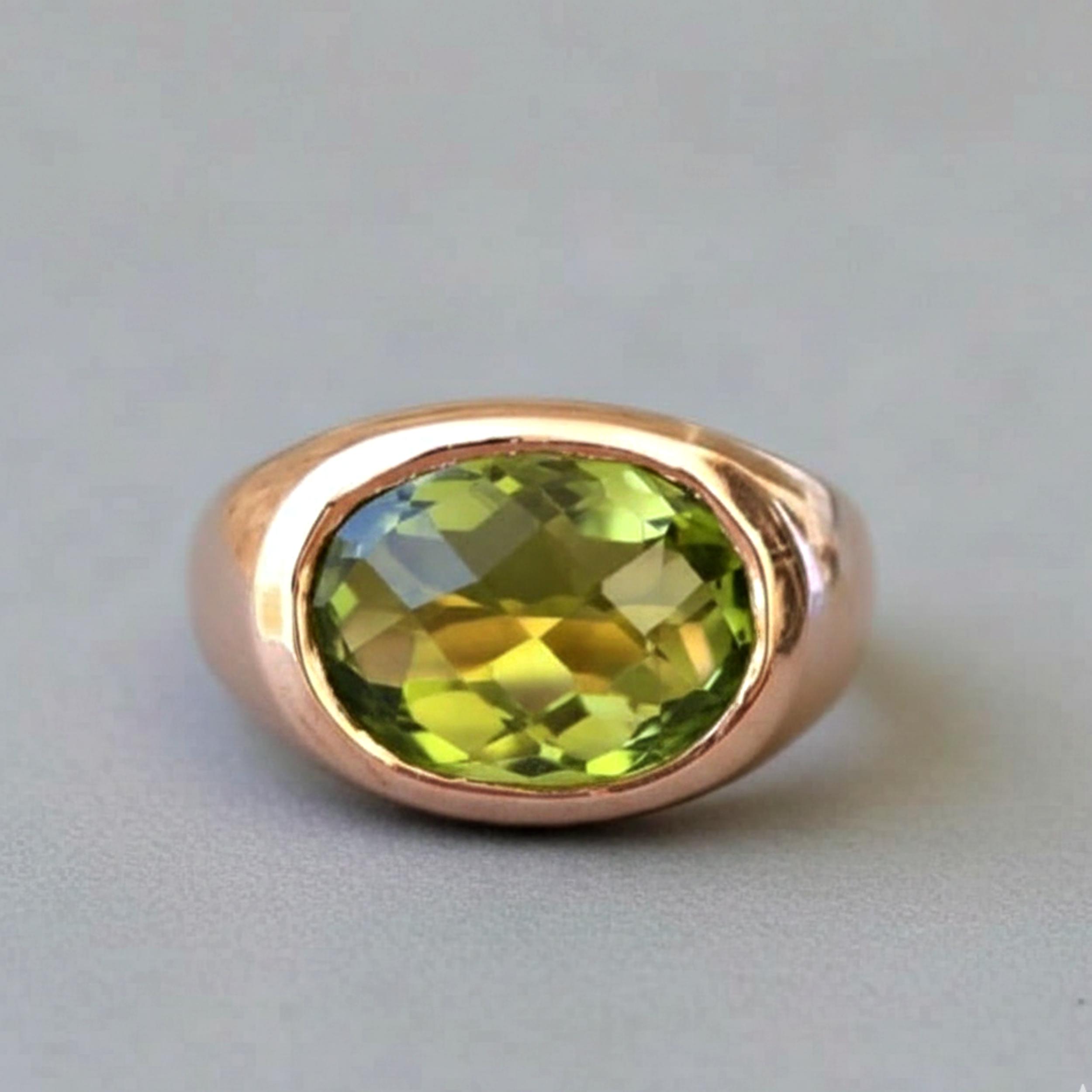 

Green Peridot Signet Ring, 925 Solid Sterling Silver Ring, Handmade Pure Copper Gemstone Ring, Boho Jewelry 12 мідний/Чистий