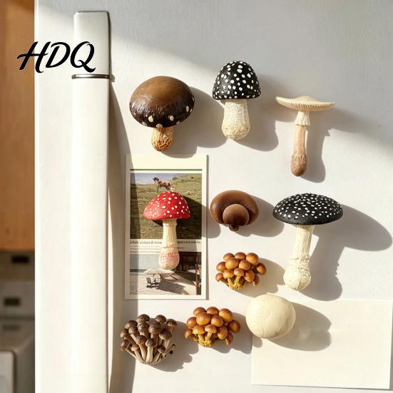 Hand Painted Mushroom Magnets 3D Refrigerator Magnet Resin Fake Decorative Memo Holder Photo Notes for Whiteboard Cabinet Kitchen