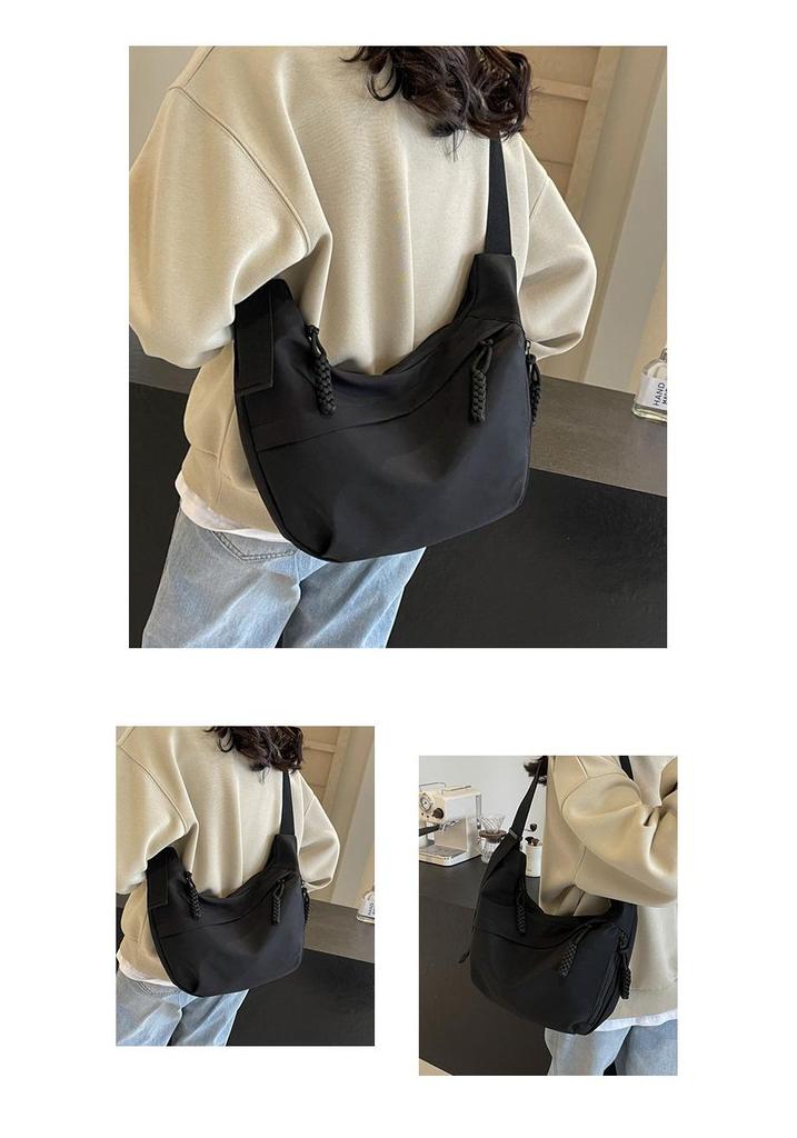 Vielseitige Knödeltasche für Damen: Einfarbige Nylon-Umhängetasche 2026 Edition