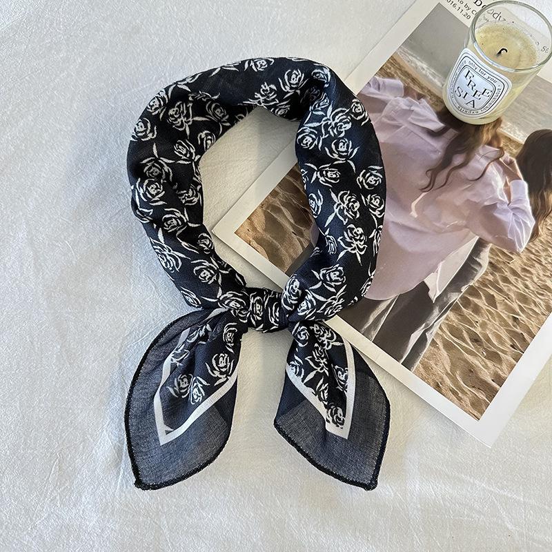 Japanese Retro Cotton Linen Square Scarf: Women's Korean Fashion, Versatile Spring-Autumn Neckerchief and Headband.