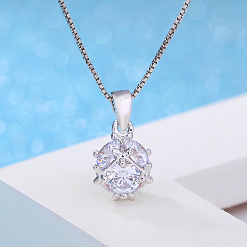 Weihua Silver-Plated Korean Style Christmas Love Cube Pendant Necklace for Women