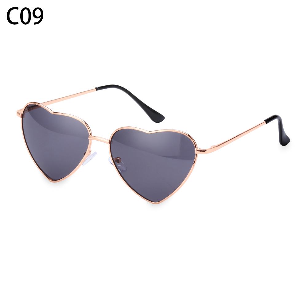 Ladies Fashion Metal Frame Sunglasses Fancy Dress Retro Heart Shaped Gradient Lens Sunglasses UV 400 Outdoor Goggles