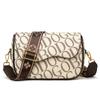 Vintage bedruckter Brief vielseitige kleine quadratische Tasche