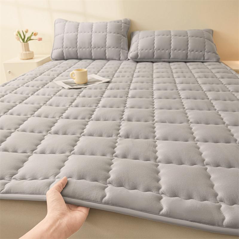 Summer Thin Mattress Pad & Blanket - Breathable & Soft Protector for Dorm, Hotel, and B&B Single Beds.