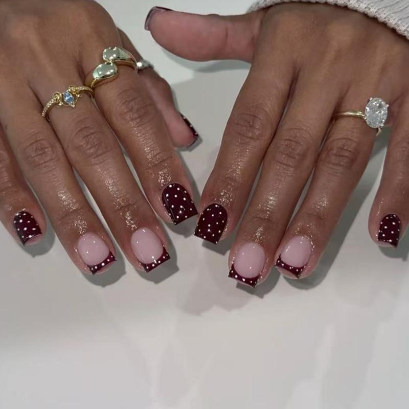 Wine Red Polka Dot Press-On Manicure: Short Square Fake Nails for Autumn/Winter
