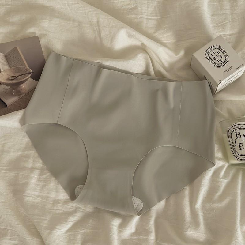 Ultra-Thin Ice Silk Quick-Dry Seamless Women's Yoga Fitness Underwear with Pure Cotton Crotch