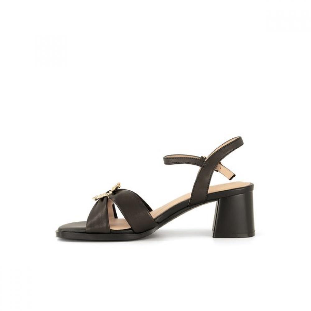 Sandálias Femininas Tandy Pretas J1572