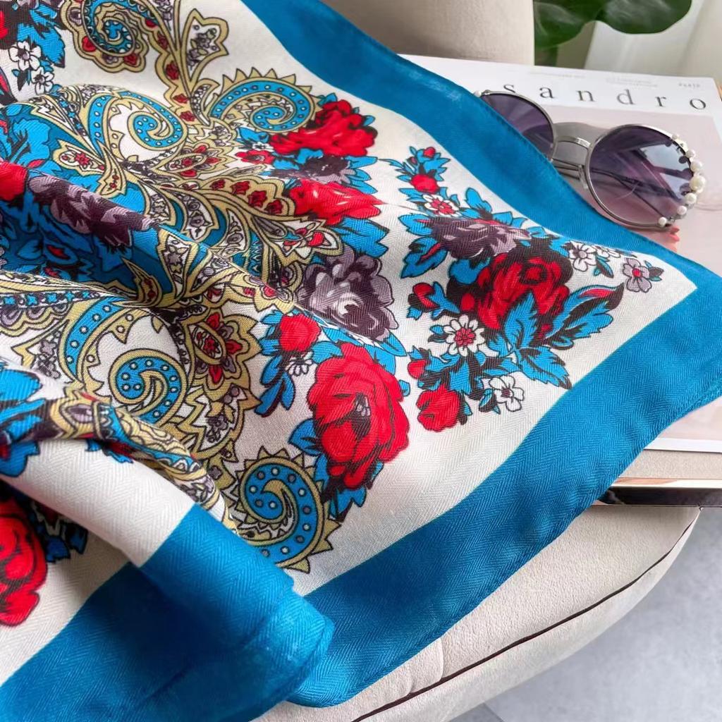 110*110Cm Russian Style Floral Print Square Scarf Women Traditional Ukrainian Shawl Babushka Bnadana Handkerchief Ethnic Scarves