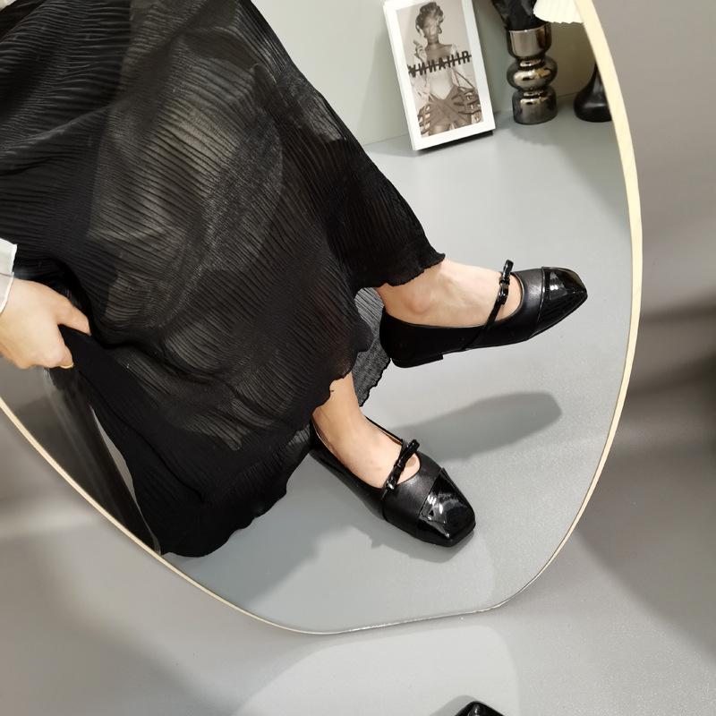 2025 Spring New Square Head Soft-soled Bow Shallow Mouth Ballet Niche Flat-soled Doudou Women's Single Shoes Commuter Work Shoes