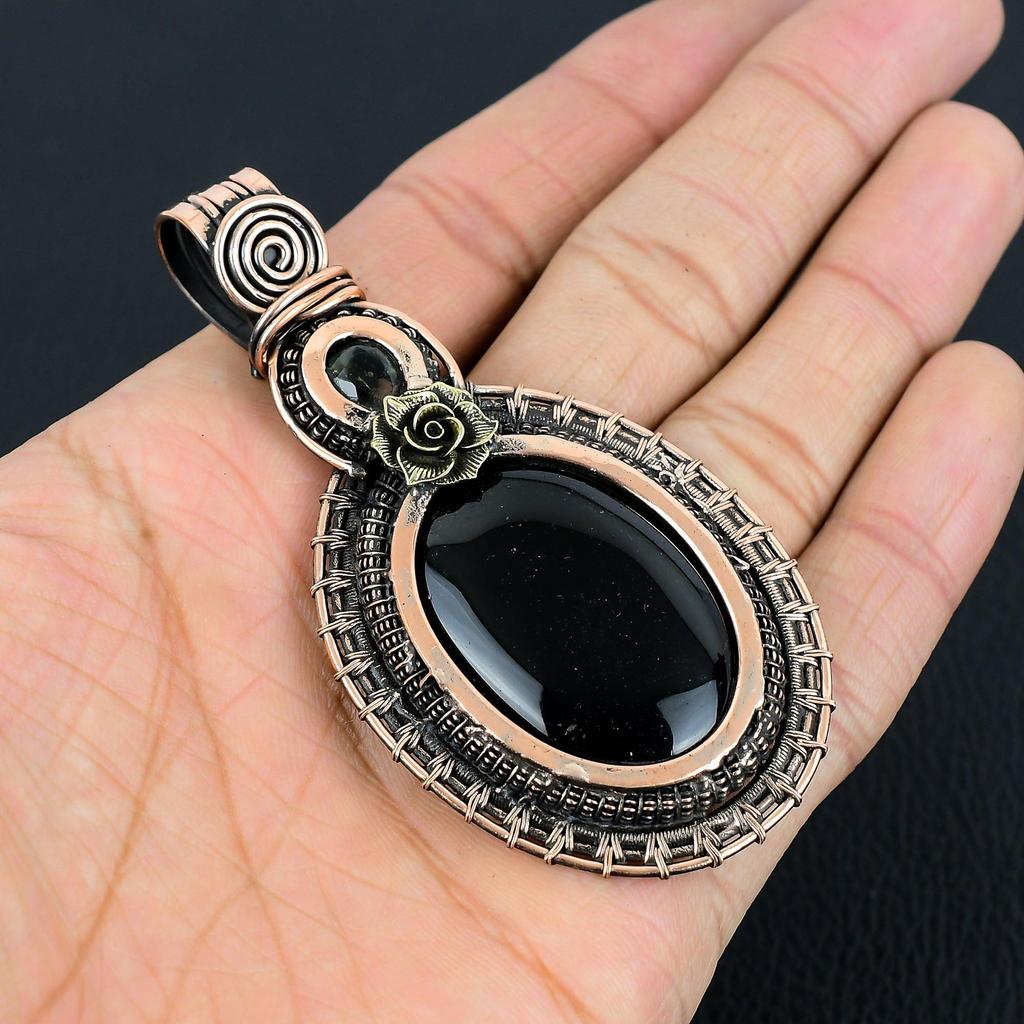 Ručně vyráběné šperky z černého Onyxu Náušnice omotané drátem z čisté mědi na Den díkůvzdání