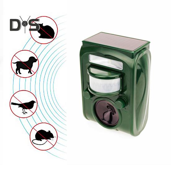 Solar Powered Ultrasonic Mouse Repeller with Infrared Sensor IPX4 Waterproof Squirrel Deer Repellent Deterrent Device Strobe Light