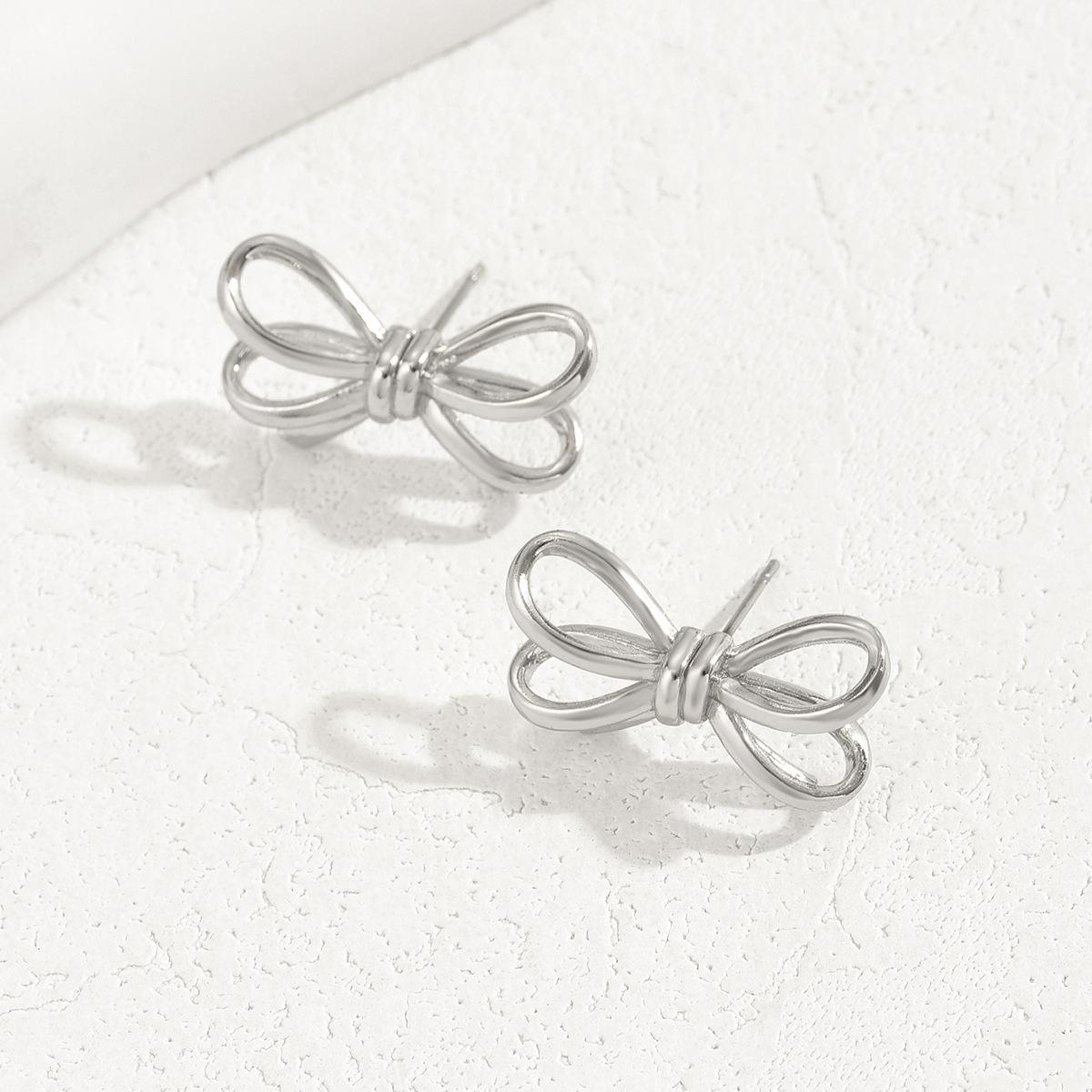 

Милые корейские серьги-бантики, персонализированные полые многослойные серьги-пусеты из 18-каратного золота, универсальные серьги интернет-знаменитости