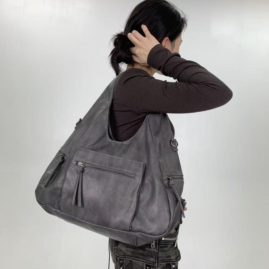 Personalized Street Dark Style Women's Shoulder Bag with Large Capacity and Multiple Pockets, Millennium Retro Tote Bag