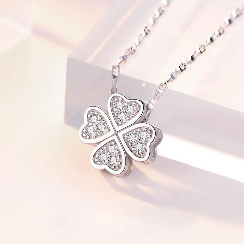Japanese-Korean Four-Leaf Clover Zircon Pendant Necklace: Women's Simple, Luxury, Versatile Clavicle Chain with Cold Aesthetic.