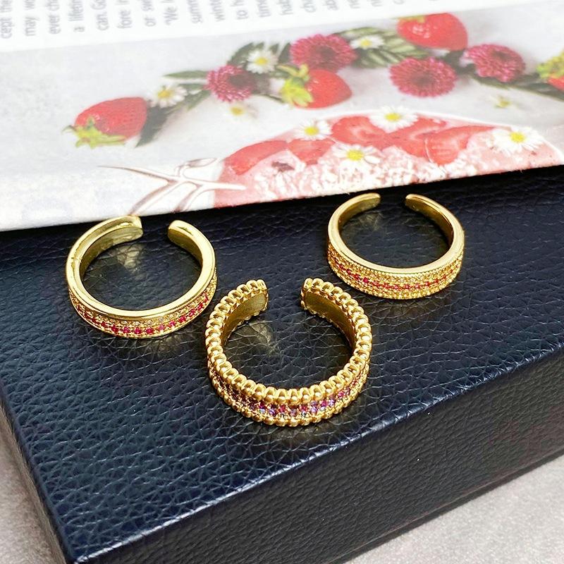 [Gilt Color Ring] Medieval Vintage Gypsy Star Zircon Bead Edge Opening Ring Light Luxury High-End Ring