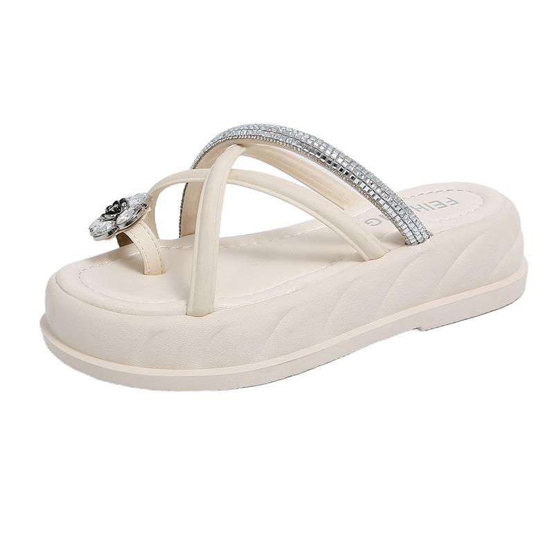 Thick-soled slippers women's summer wear fashion French set of toes high-end sandals rhinestone temperament beautiful foot beach