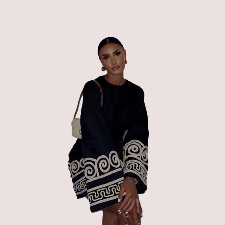 

Весняна вільна та струнка універсальна французька вишита сукня для жінок XS чорний