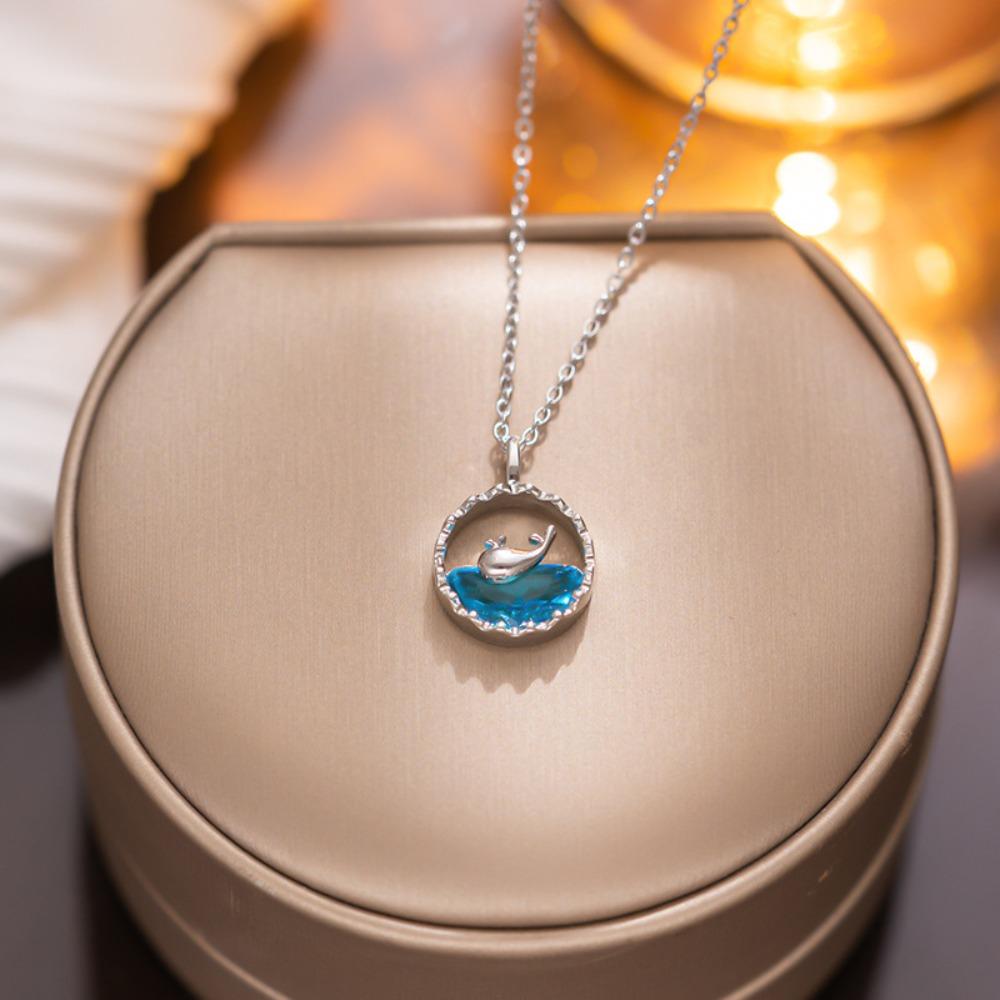 Edelstahl Niedlich Süß Blau Kristall Meereswal Anhänger Halskette für Damen Neues Kreatives Design Sommer Halsband Schmuck Farbecht