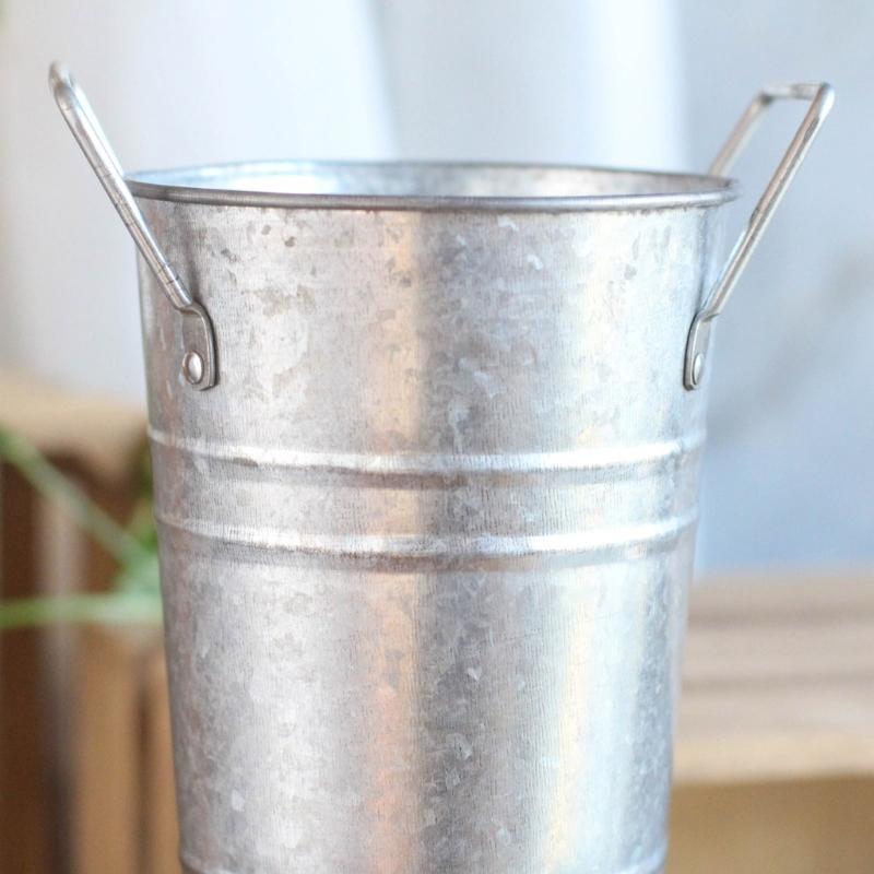Multipurpose Sturdy Metal Umbrella Container Unique Stand for Umbrellas and Walking Stick Decorative Room Accent