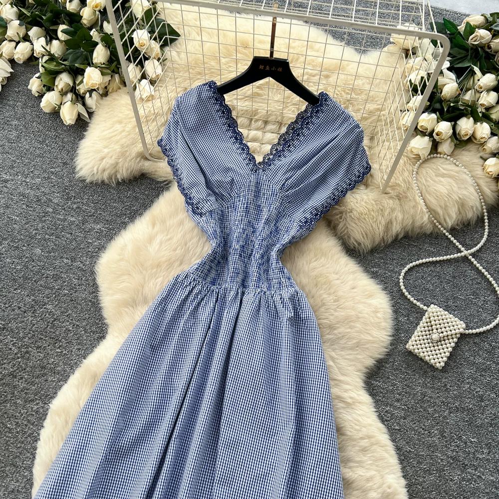 Korean Fashion High-Waisted A-Line Maxi Dress Summer V-Neck Sleeveless Lace-Panel Checkered Elegant Long Dress for Women