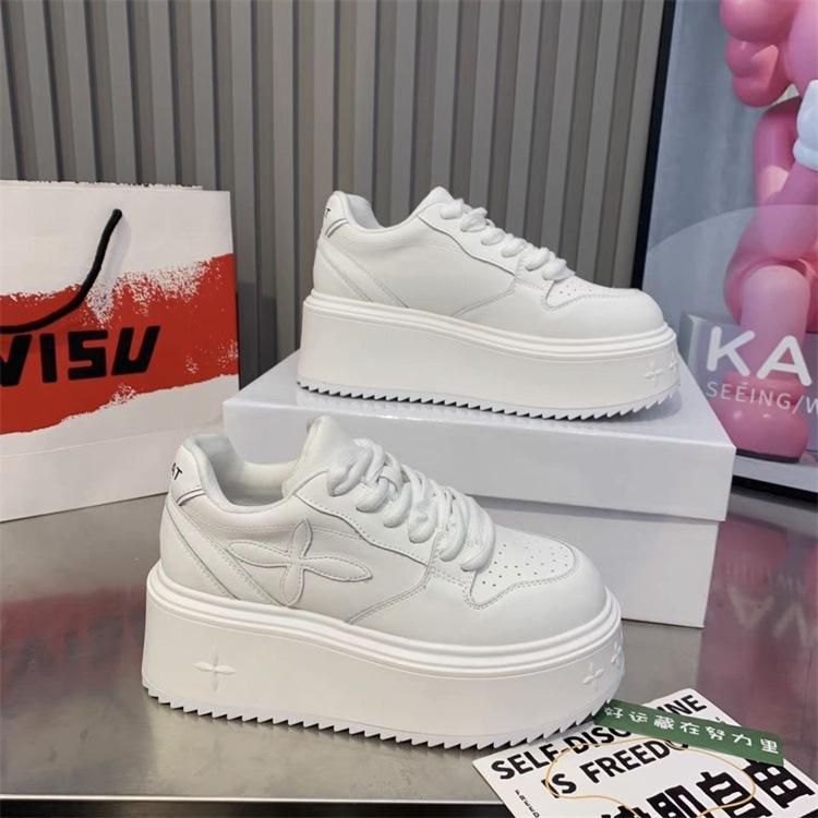 2025 New Thick-soled Leather Ge Classic Little White Shoes Women's Height Increase and Thinness Lace-up Casual Board Shoes Lightweight Single Sho
