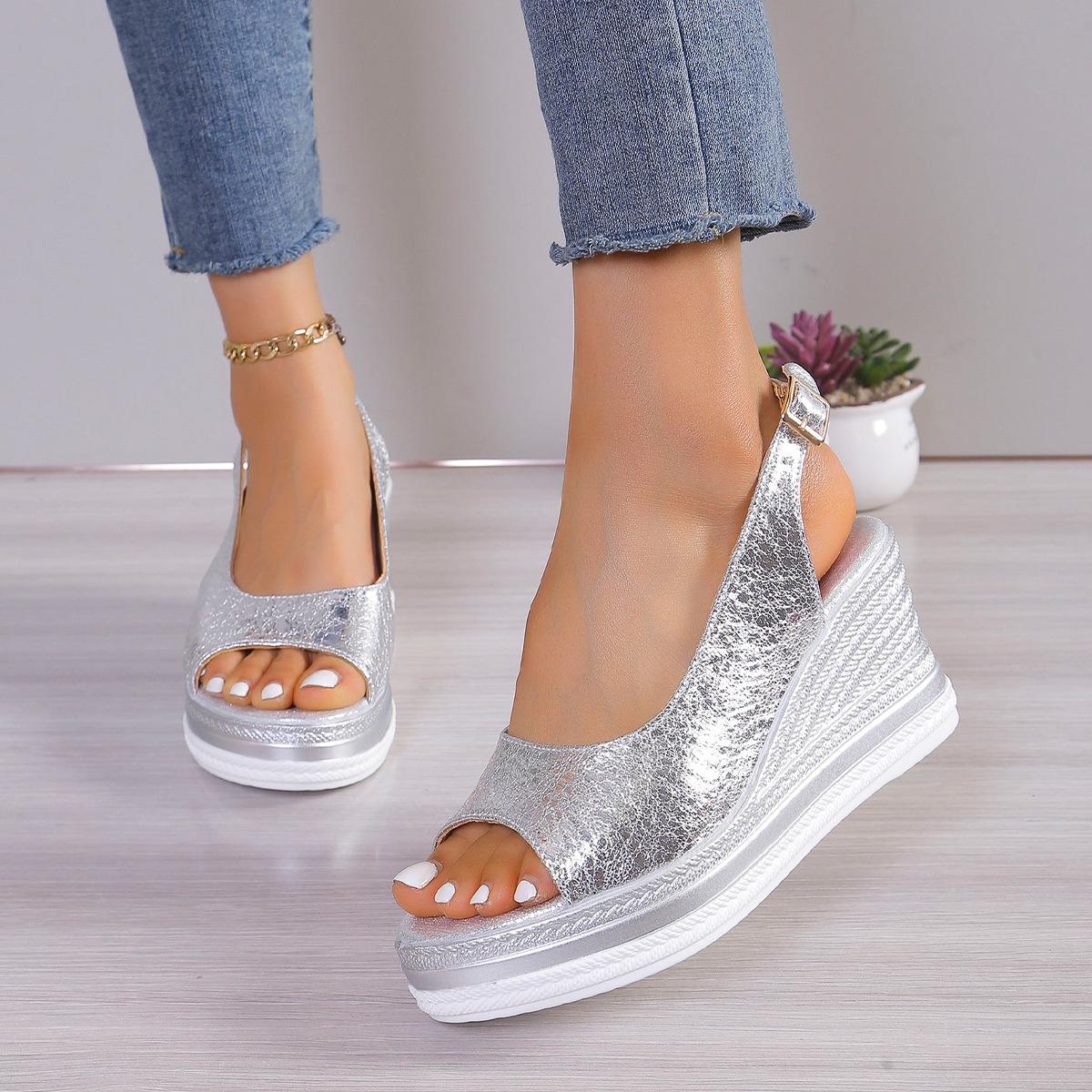 

Босоножки на танкетке женские летние 2024 года, новая женская верхняя одежда, босоножки с застежкой-рыбьим ртом, односложные босоножки с пряжкой, женская обувь большого размера 36 серебряный