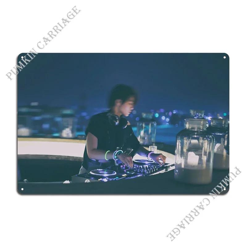 Female Dj Live Metal Signs Rusty Cinema Club Garage Decoration Character Tin Sign Poster