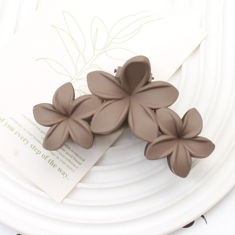 1/4pcs new hair clip versatile hairpin European and American matte flower shark clip hair accessory hair grab female