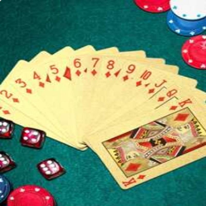 Black Gold A Deck Of Plastic Waterproof Playing Card Group Poker Suit Creative Magic Board Game Gathering Toy Entertainment Gift