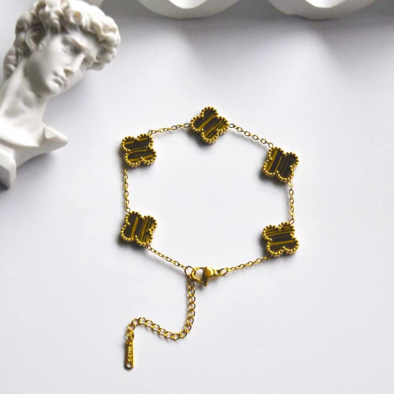 

Браслет Четырехлистный клевер 13 мм Женский простой браслет Пять цветков из перламутра Браслет Счастливый цветок