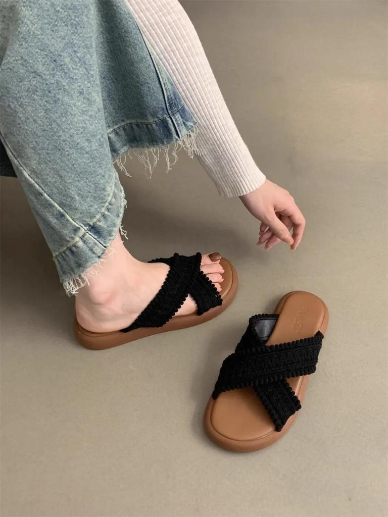 Fashion Women's Slippers and Ladies Sandals Soft Shoes Thick Slides Sabot Korea Style Top Designs New Chic Elegant Non Slip Small Size