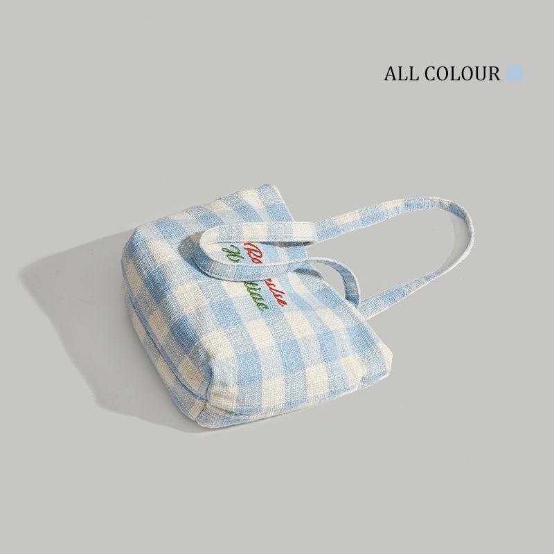 Large capacity daily commute extracurricular small fresh sweet lively versatile embroidered plaid shoulder messenger bag