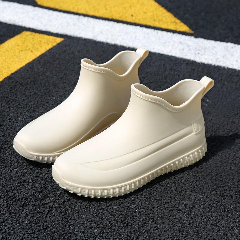 Fashion Rain Shoes Women's Fashion Adult Short Rain Boots Wear Non-slip Water Shoes Velvet Cotton Kitchen Short Rubber Shoes Low Tube