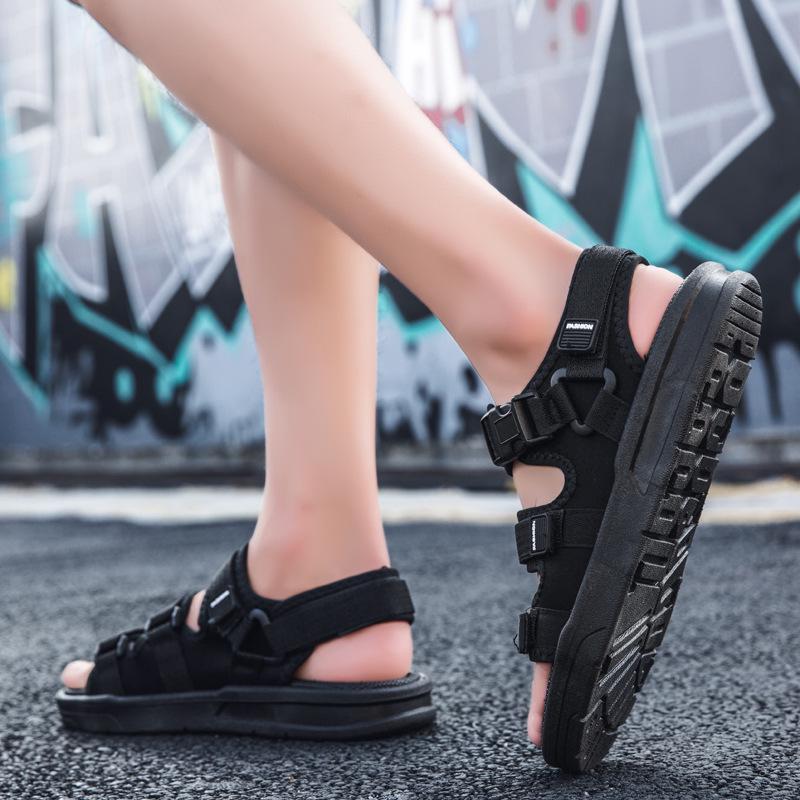 Men’s 2025 Versatile Non-Slip Rubber Sandals: Breathable, Odor-Resistant Casual Sports Beach Shoes