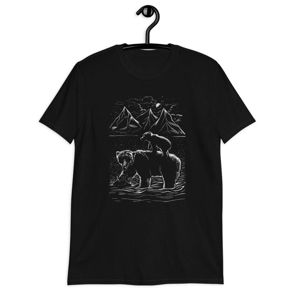 Bear Family Love Nature Scene Classic Fit T-Shirt S