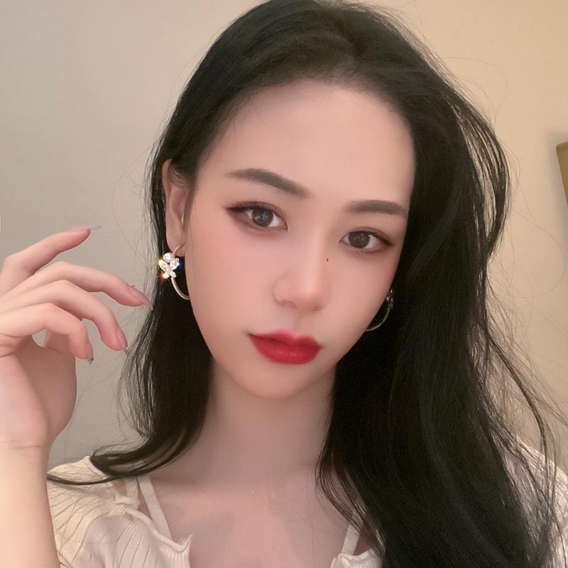 Butterfly Crystal Pearl Hoop Earring Gold Plated Inlaid Zircon Circle Earring Elegant Women Jewelry For Daily Party Wedding Wear