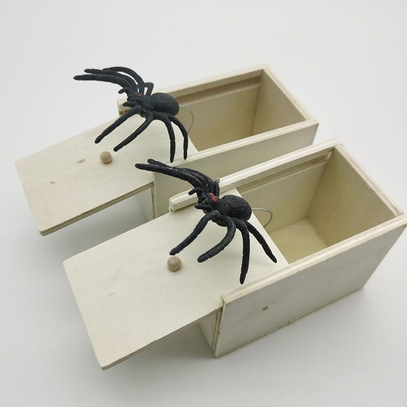 Halloweenská simulace Spider Scare Prank Box Kreativní Pop Out Spider Dřevěná Scare Box Zábavné překvapení Vtip Žert Trik Hračka Dárek pro děti