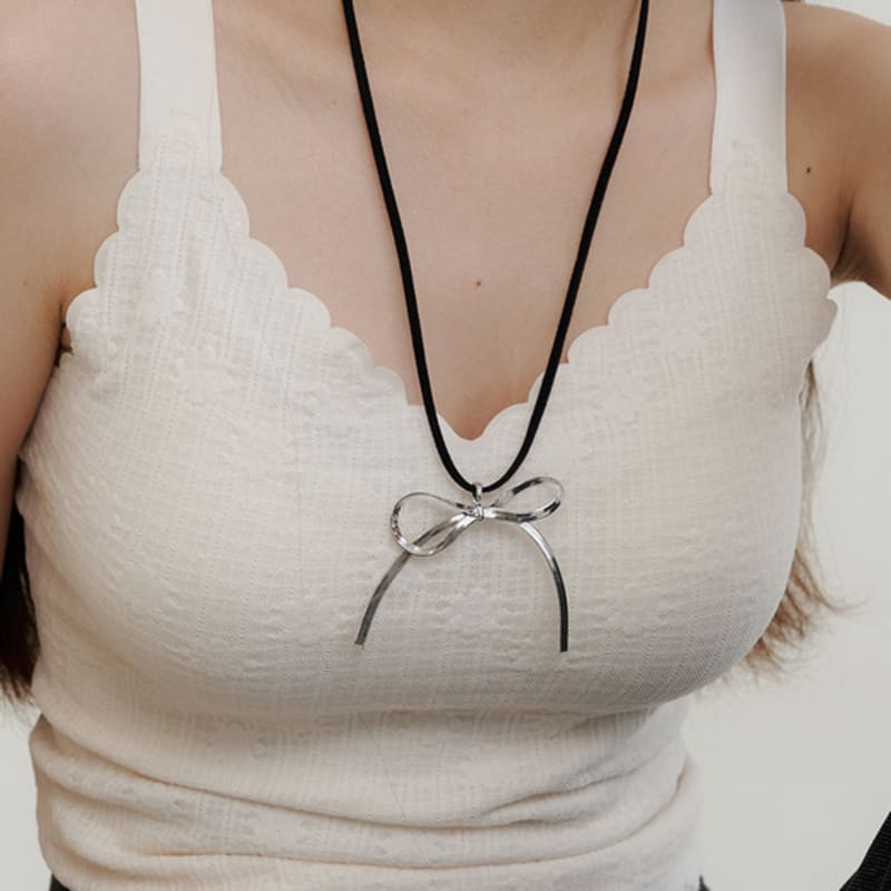 

GETMEBLING Silver ribbon point Necklace ONE(N400)